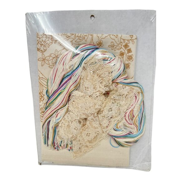 Candamar Designs Victorian Floral Pillow Kit 14"x14" Candlewicking Embroidery - Picture 4 of 4